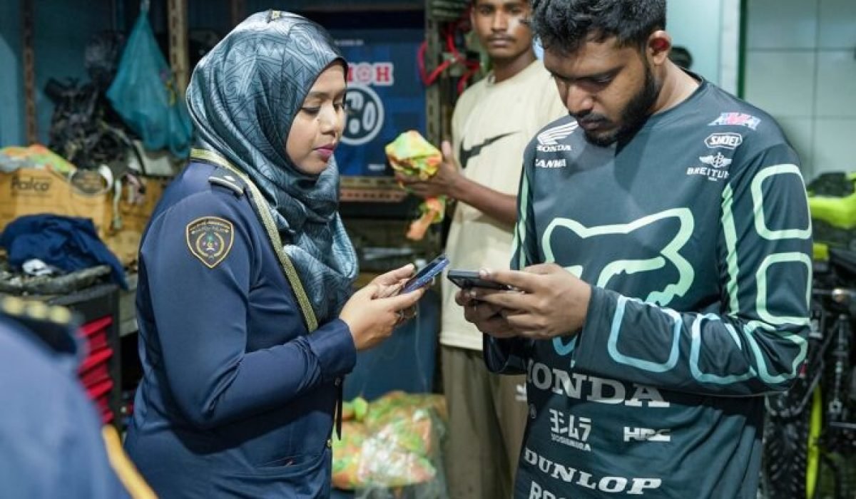 G1iVFQlaUAA09JL-700x700